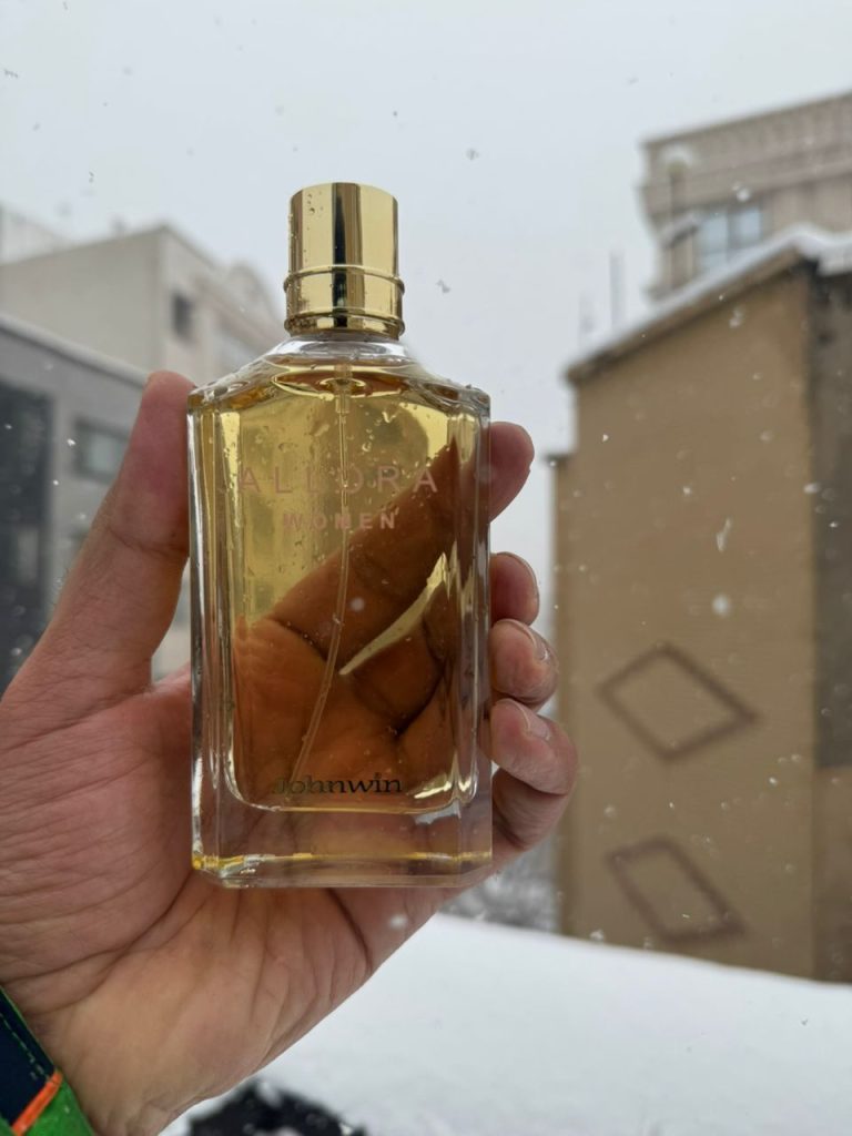 ادوپرفیوم آلورا زنانه جان وین 100 میل
